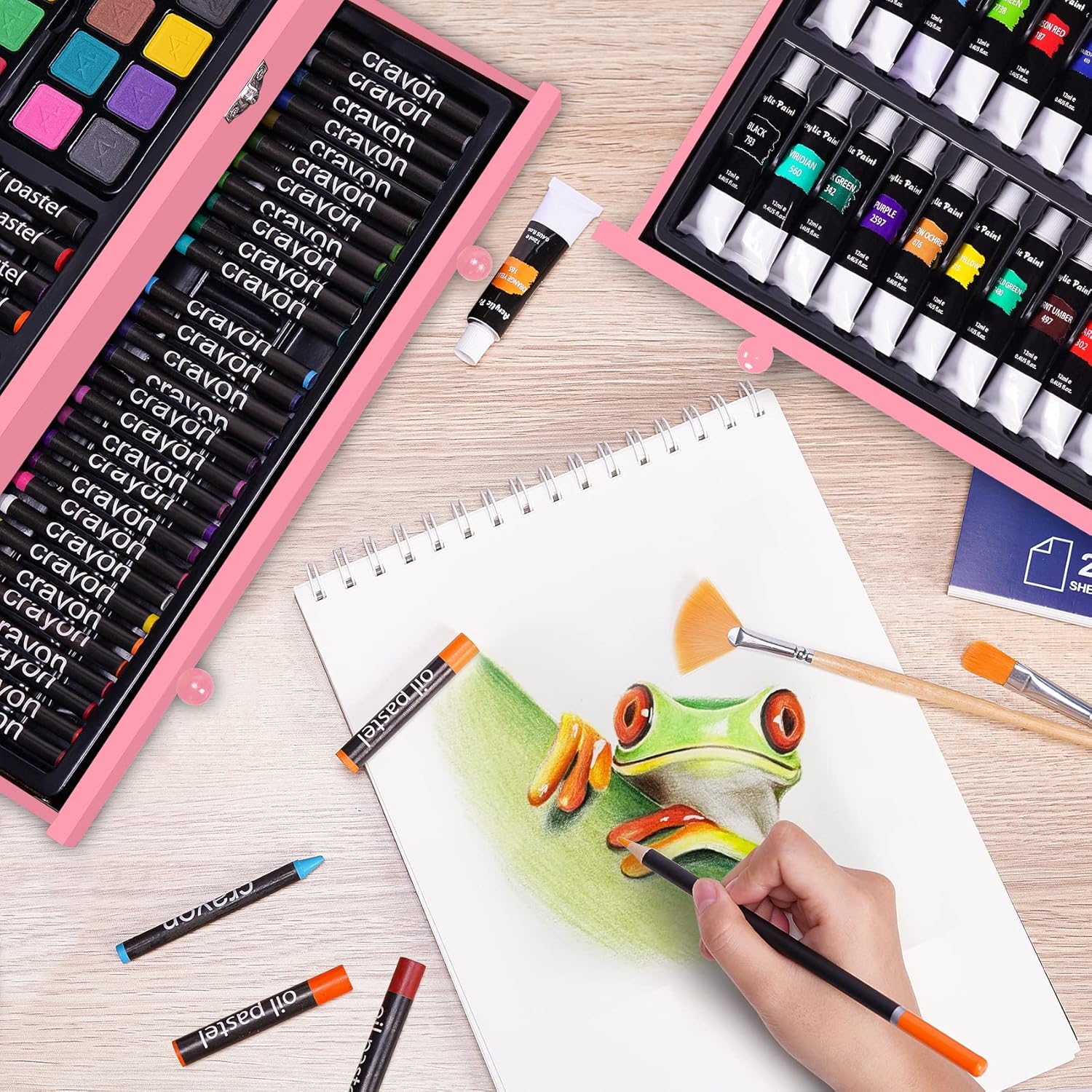 BLACK FRIDAY Sale Soon to be sold out💥💥💥 Buy 2 Get 1 Free 175 Piece Deluxe Art Set with 2 Drawing Pads